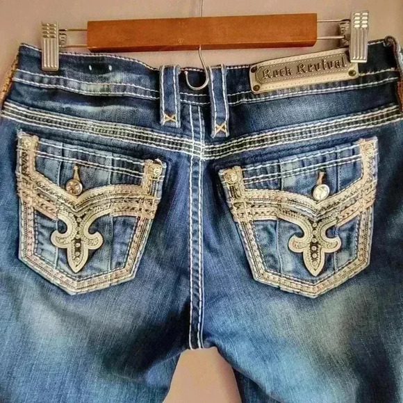 Rock Revival Denim - Rock Revival Avery Straight Jeans - Size 29 Blue (8" Rise) Med Wash Embroidered